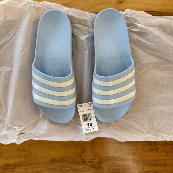 Brand New Adidas Women’s Adilette Aqua Blue Slide Sandals, Size 10, NWT - Picture 5 of 5